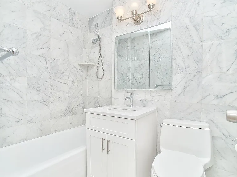 401 E 89th St #4N — Photo 11