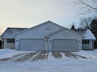 3027 Glendale Ave, Green Bay, WI 54313