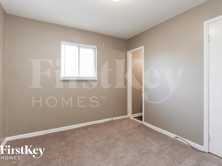 531 S Arlington Ave — Photo 12