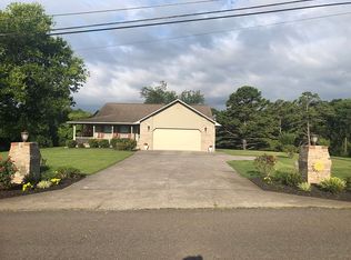 2031 Ranch Rd, Dandridge, TN 37725