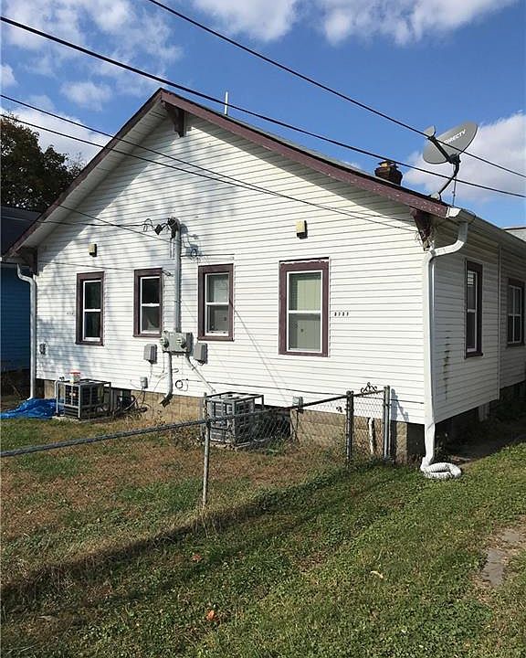 2nd image of 3729 E Vermont St