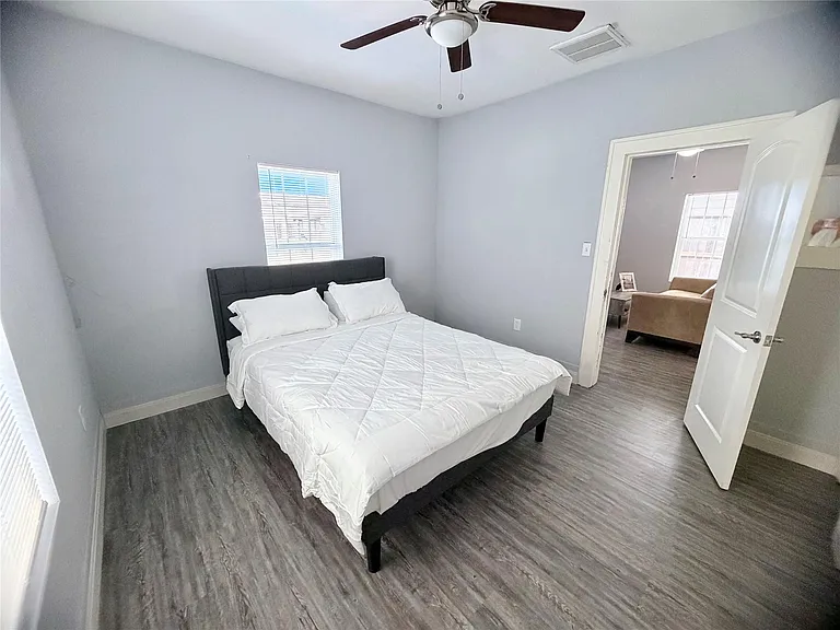 4224 Marina St — Photo 13