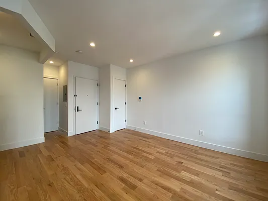 Rented by Abba Realty Associates INC | media 6