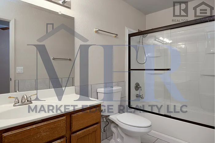 425 E Marco Polo Rd — Photo 16