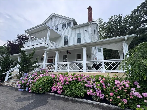 314 Mill Hill Rd, Mill Neck, NY 11765