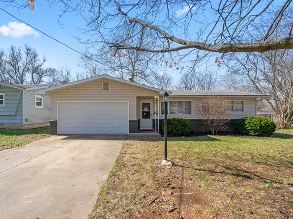 1305 S Prince Lane, Springfield, MO 65804