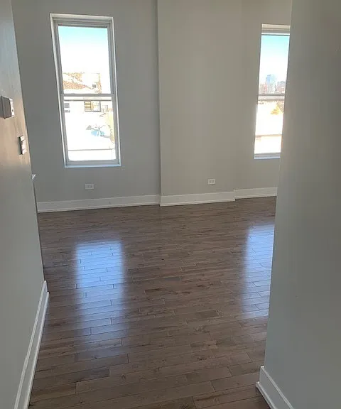 1925 S May St #3R — Photo 5