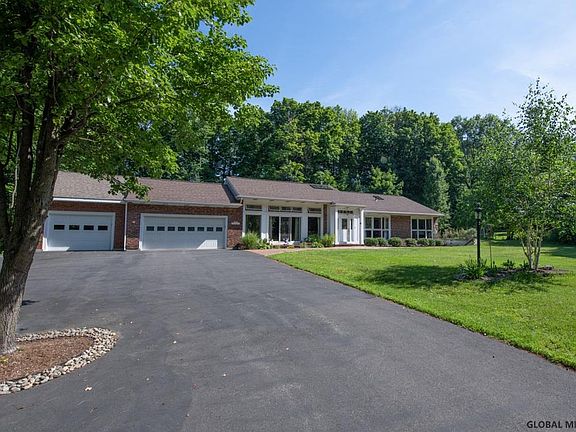5th image of 47 Fiddlers Ln