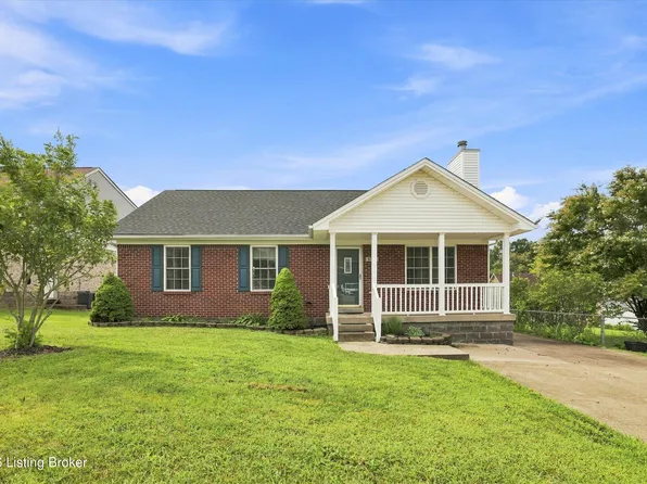 8702 Vision Pl, Louisville, KY 40229