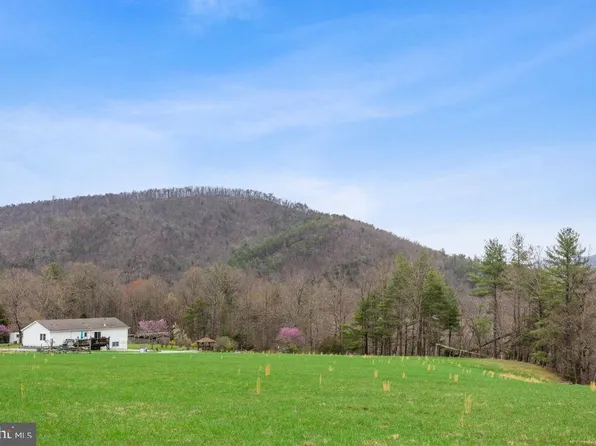 15400 Hinderland Way, Bergton, VA 22811