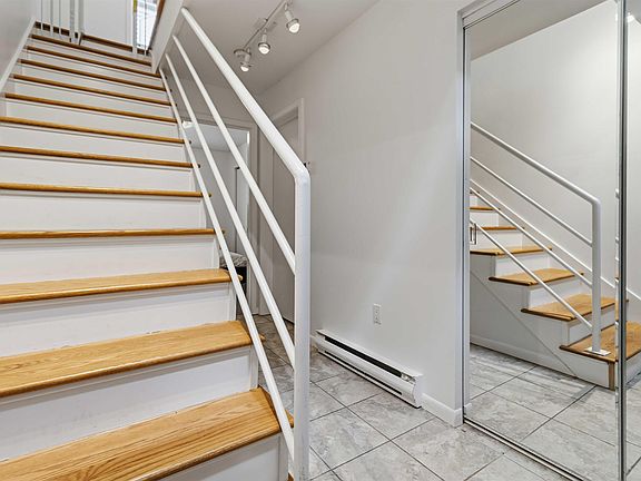 2nd image of 1345 Dresden Row #2