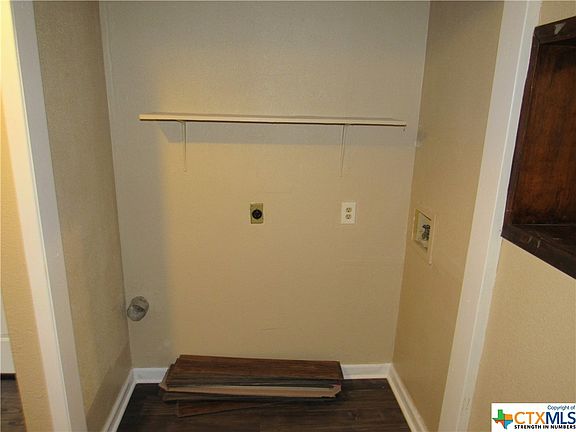 5th image of 1806-1808 Fairview Dr #2