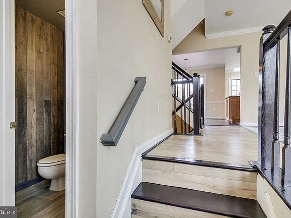 4th image of 15543 Travailer Ct