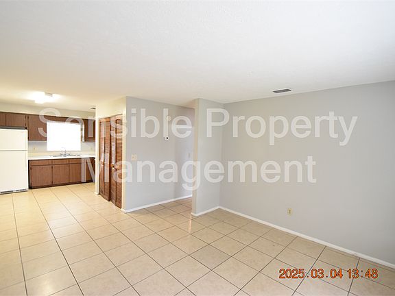 5th image of 10412 N Mitchell Ave APT B
