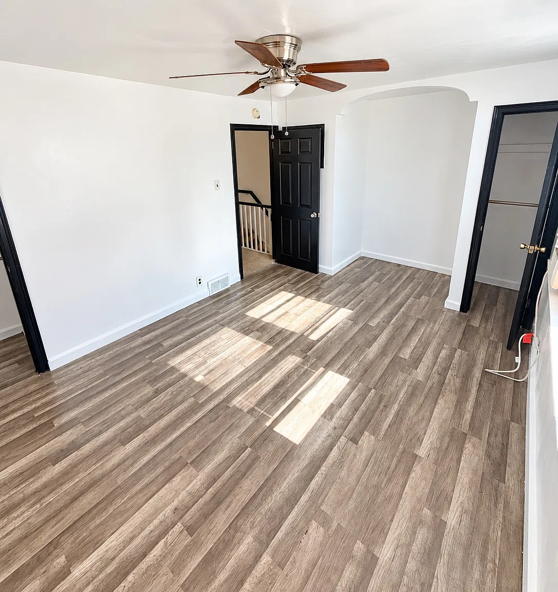 3 bed, 1068 sqft, $1,750 — Photo 4