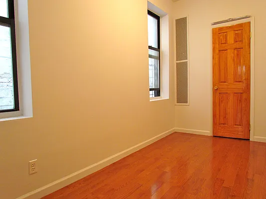 Rented by Landmark Real Estate | media 18