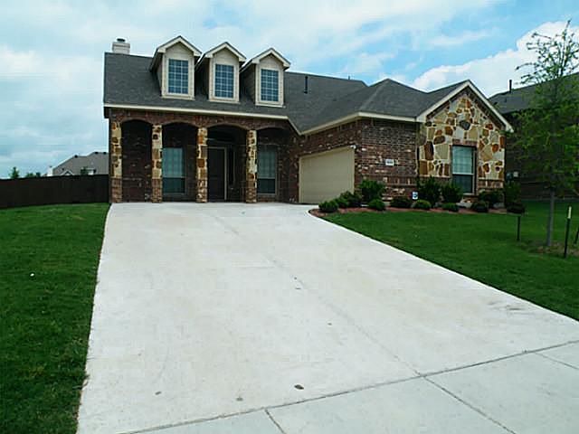 1st image of 5633 Chateau Dr