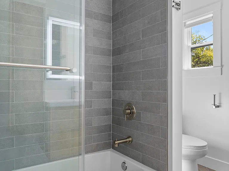 26A Mariposa Ave — Photo 18