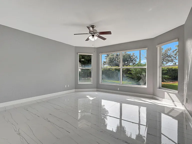 4190 Bahia Isle Cir — Photo 24