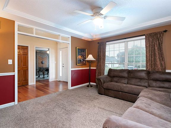 5th image of 749 26th Avenue Ct