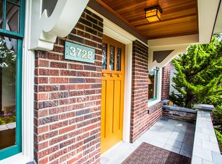 3728 Woodlawn Ave N, Seattle, WA 98103