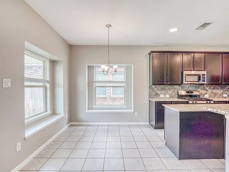 5223 Gulf Stream Ln — Photo 7