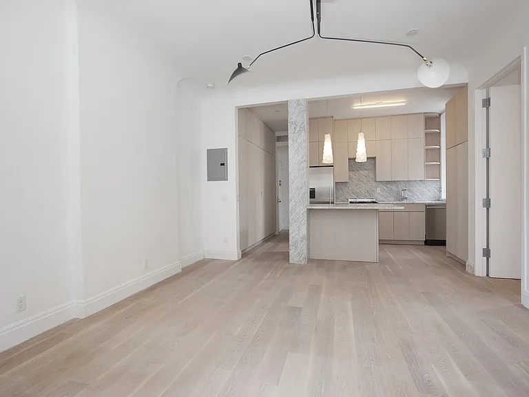 105 E 15th St #94 — Photo 6