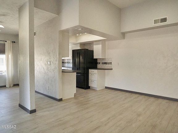 4th image of 7924 E Colette Cir