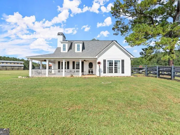 274 Etowah Downs Ct, Ball Ground, GA 30107