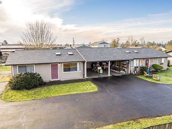 2nd image of 2 Burdick Pl