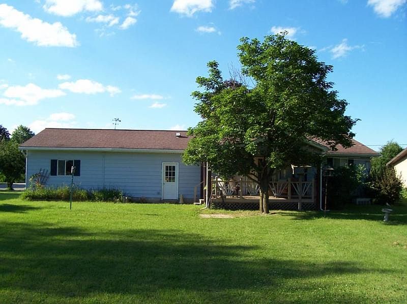 2nd image of 6794 3rd St