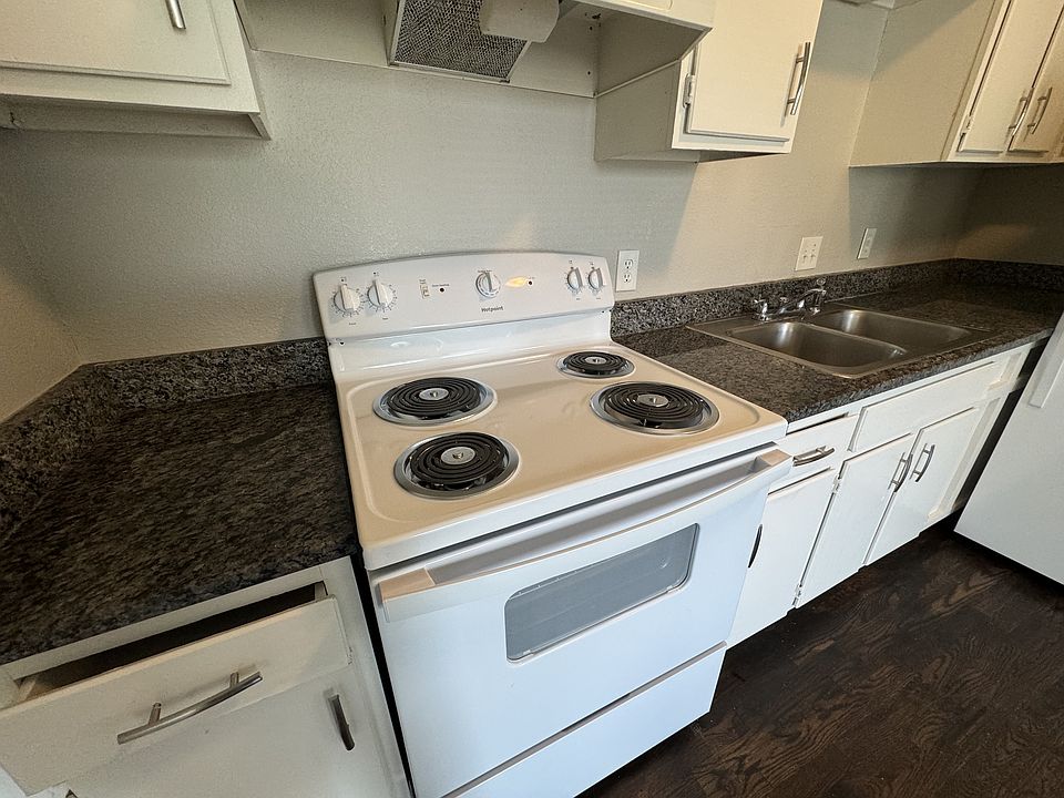 1st image of 3112 Benton Blvd #4