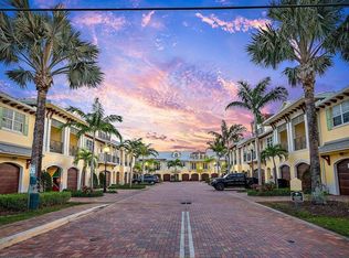 3770 County Line Rd #C5, Tequesta, FL 33469