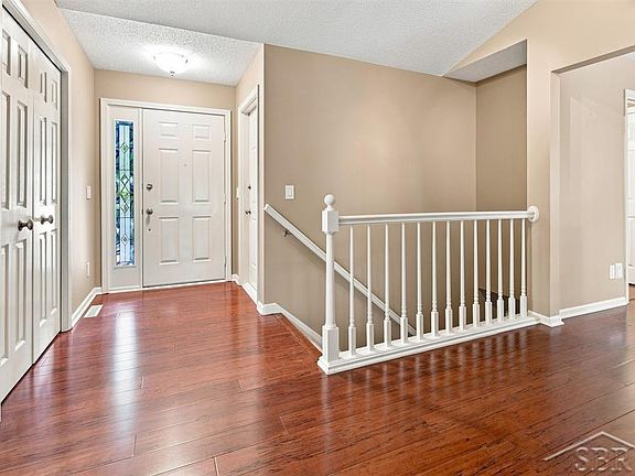 3rd image of 2609 Schade West Dr