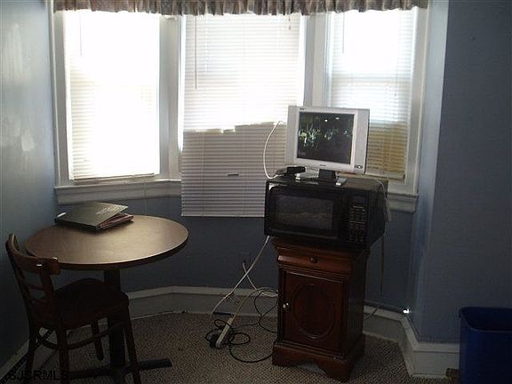 2nd image of 805 7th St
