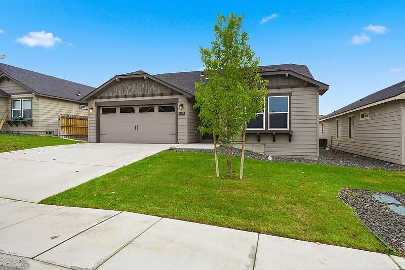 3613 Ibis Ln