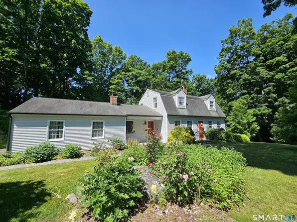 30 Park Road, Woodbury, CT 06798