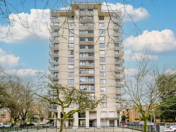 1460 Barclay St #105, Vancouver, BC V6G 1J5