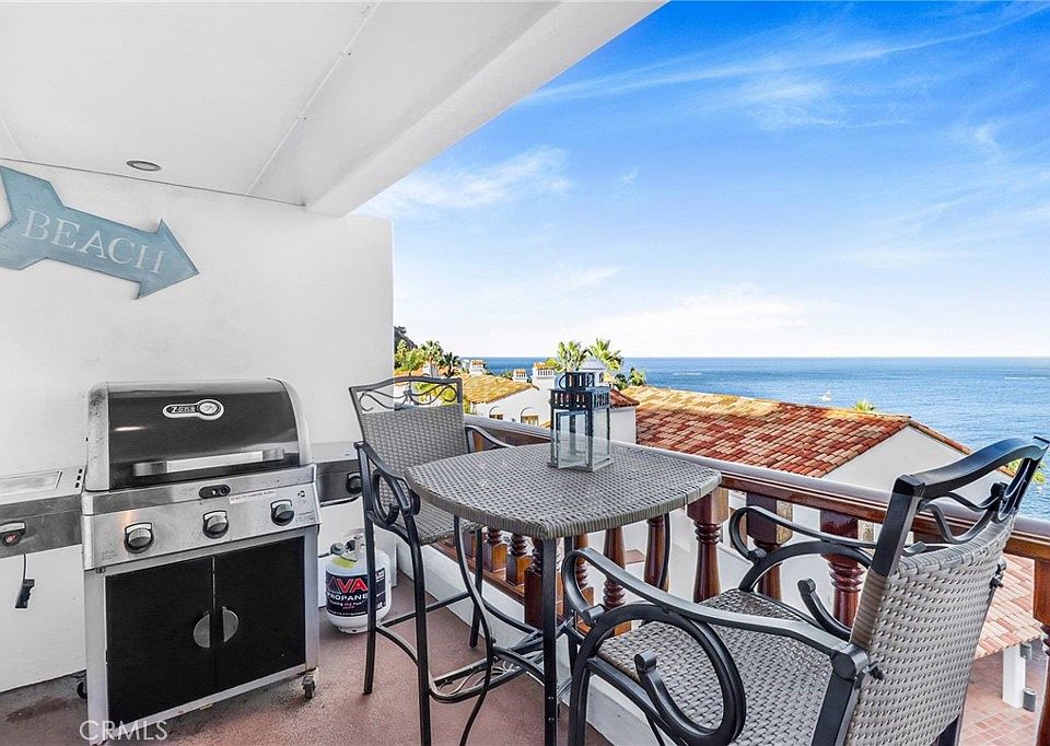 28 Camino De Flores Avalon CA Zillow