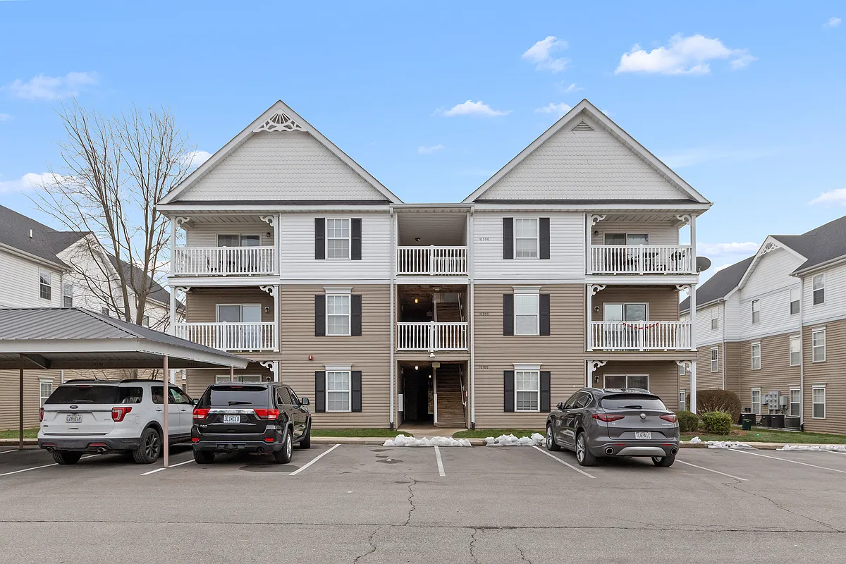 Building Photo - 10201 Spring Creek Ln