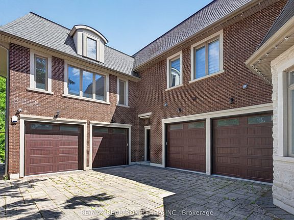 3rd image of 45 Boyle Dr
