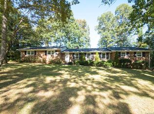 2145 Mid Oak Ln, Lincolnton, NC 28092