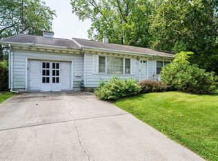 905 Ruston Ave, Normal, IL 61761