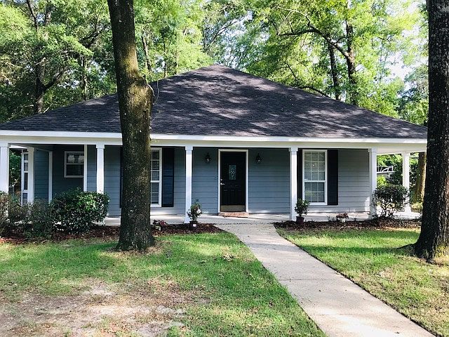 Great neighborhood near I10.