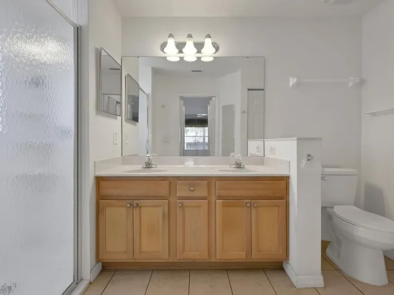 10003 SW 90th Loop — Photo 6