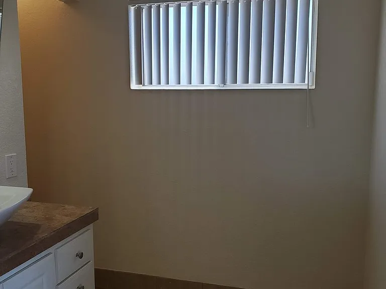3637 W Angela Dr — Photo 16