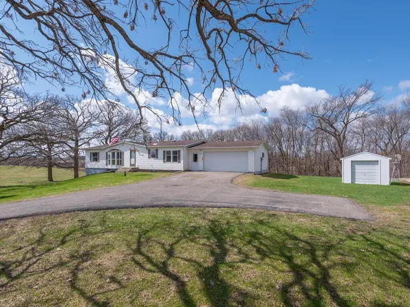 7975 Airport Rd, Waconia, MN 55387