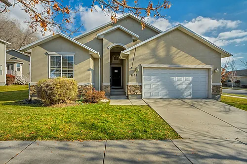 1105 S 1420 E Photo 1