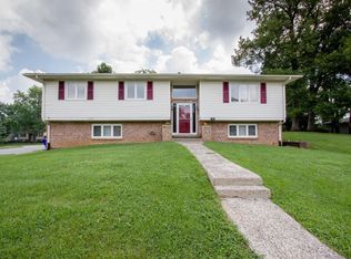 1301 Tanforan Dr, Lexington, KY 40517