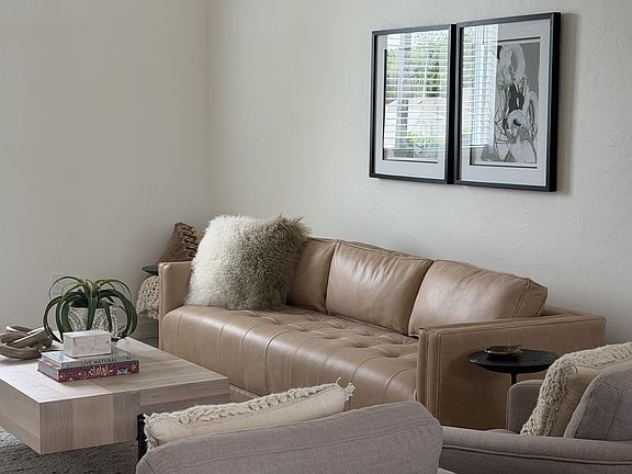 4th image of 1216 N Blackwelder Ave #14